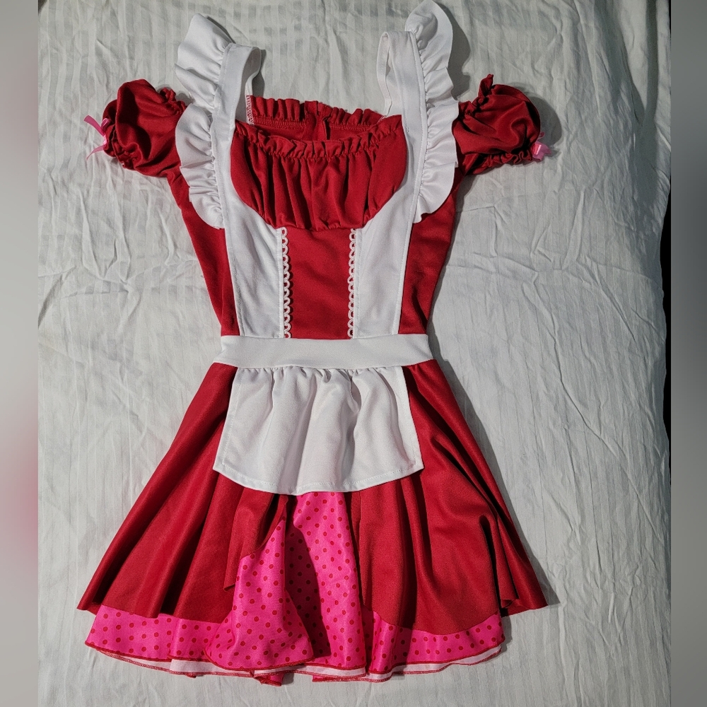 Young woman's costume